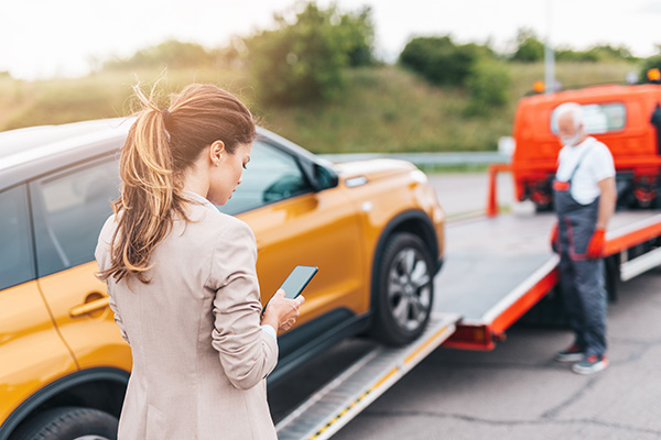 Top 5 Car Issues That Necessitate Towing | B & L Automotive